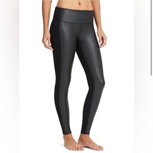 ATHLETA Women’s High Rise Gleam Tight size medium